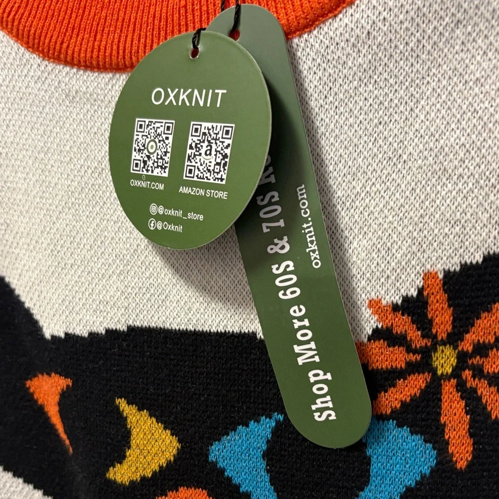 Whimsical Oxyknit Cat Graphic Sweater with Orange Trim L